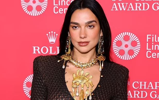 Dua Lipa shpallet artistja më e pasur nën 30 vjeç në Britani