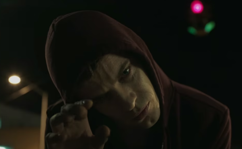 Netflix sjell një surprizë të re për adhuruesit e thrillerëve: seriali “Mr. Mercedes”