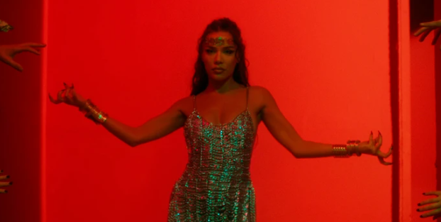 Rap-artistja shqiptare Tayna feston sot ditëlindjen e saj të 29-të