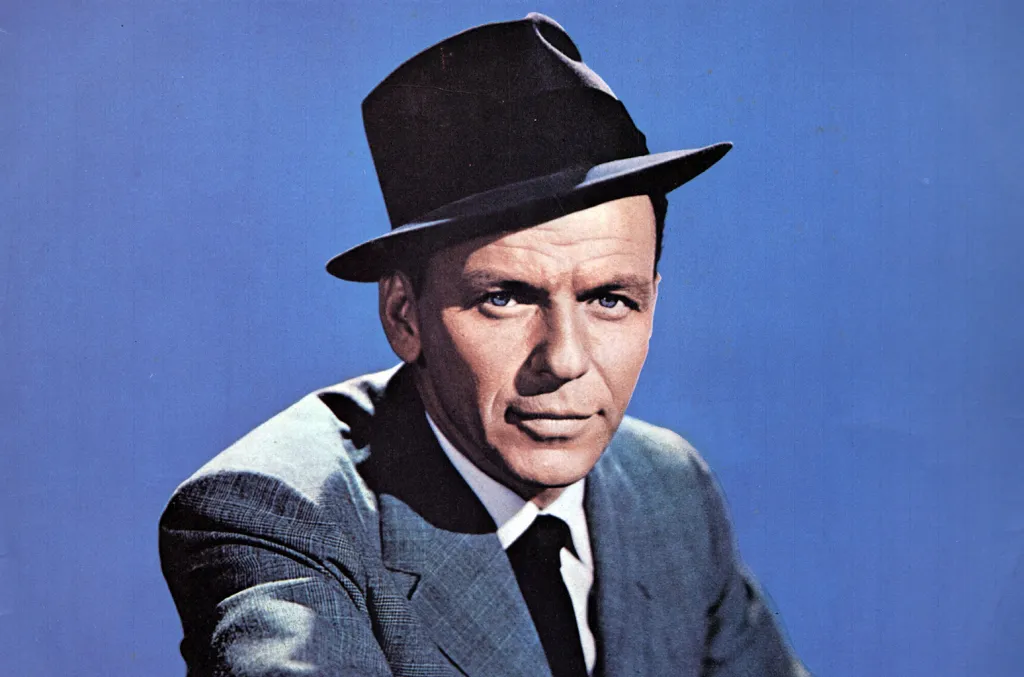 Frank Sinatra – ikona që ndikoi në muzikë, film dhe kulturën amerikane