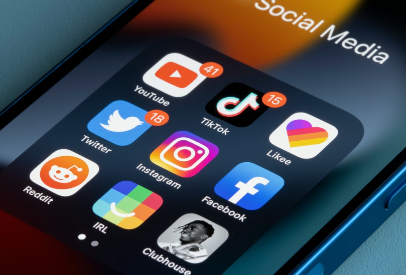 Spanja planifikon ndalimin e rrjeteve sociale për fëmijët nën 16 vjeç