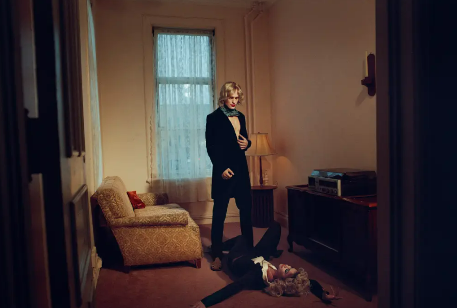 Zendaya & Robert Pattinson tronditin me fotosesion gotik për “Interview Magazine”