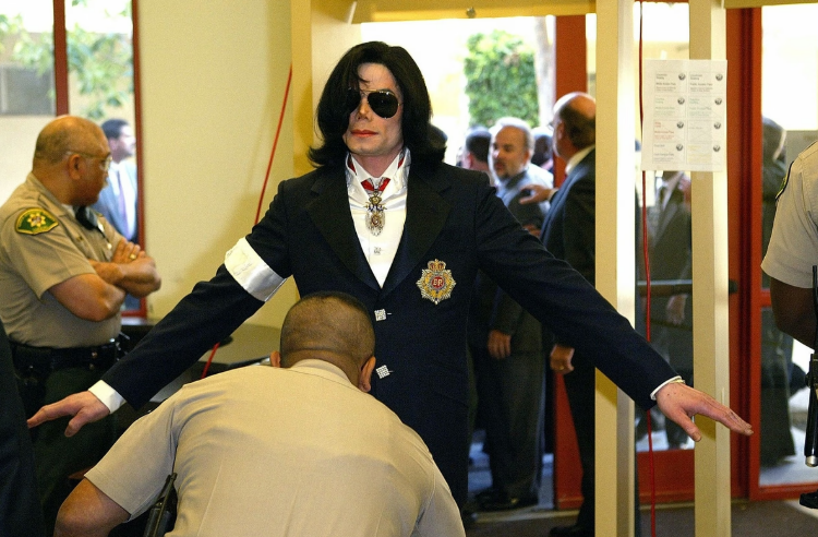 Netflix sjell dokumentar për gjyqin kontrovers ndaj Michael Jackson
