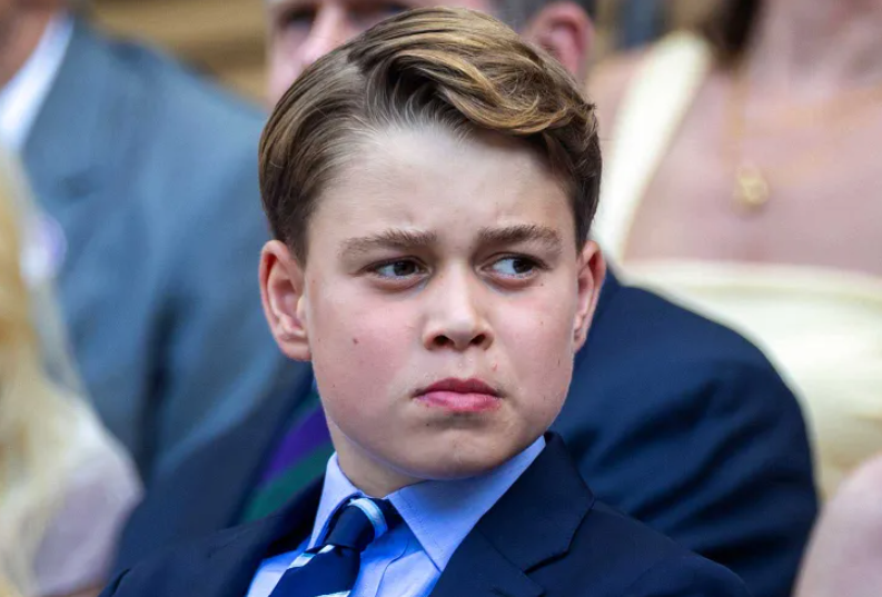 Princi George do të ndjekë të njëjtën shkollë prestigjioze si babai i tij, Princi William