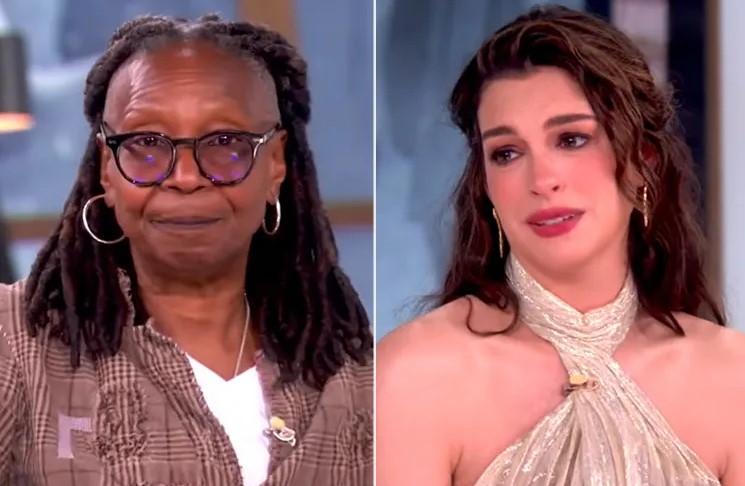 Anne Hathaway shpërthen në lot pas fjalëve prekëse të Whoopi Goldberg
