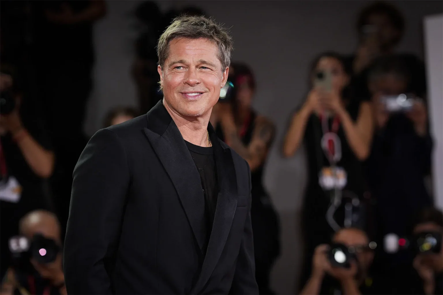 Brad Pitt ndërmerr hap të ri ligjor, kërkon dokumentet financiare të Angelina Jolie
