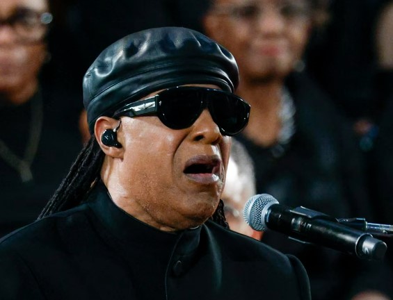 Stevie Wonder: Kënga e vitit 1976 që e bëri të shpërthejë në lot