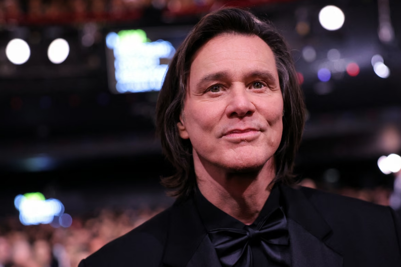 Jim Carrey martohet në fshehtësi: kush është gruaja që e bindi të thotë “po” për herë të tretë?